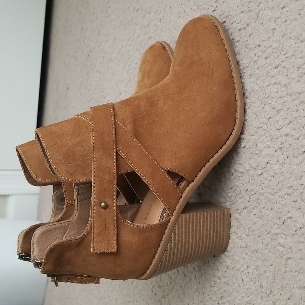 Rampage Women's Heels - Picture 4 of 12